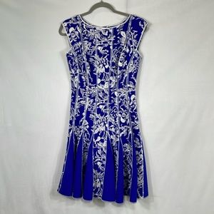 Tadashi Shoji Dress Size S Blue And White Dress EUC Like New Beautiful